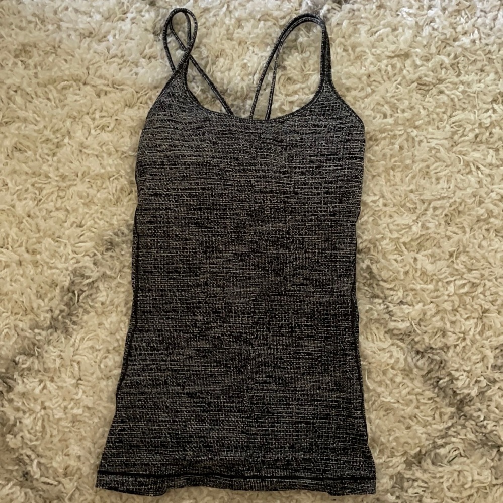 Lululemon workout top
